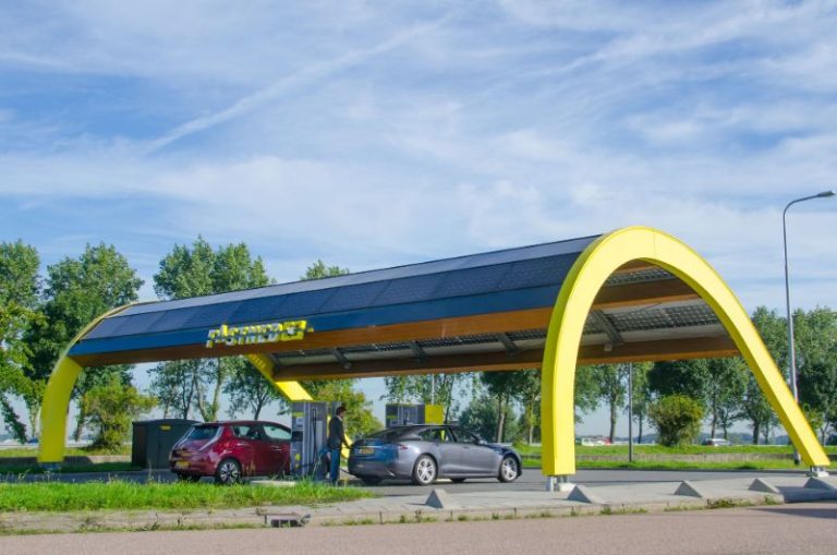 Fastnet Laden Welke laadpas voor Fastned snelladers? • Passie voor Laden