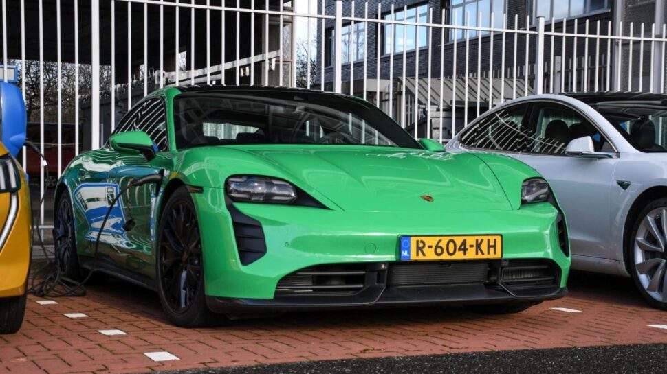 Porsche Taycan groen 23 8 2023 970x545 RLvQ07